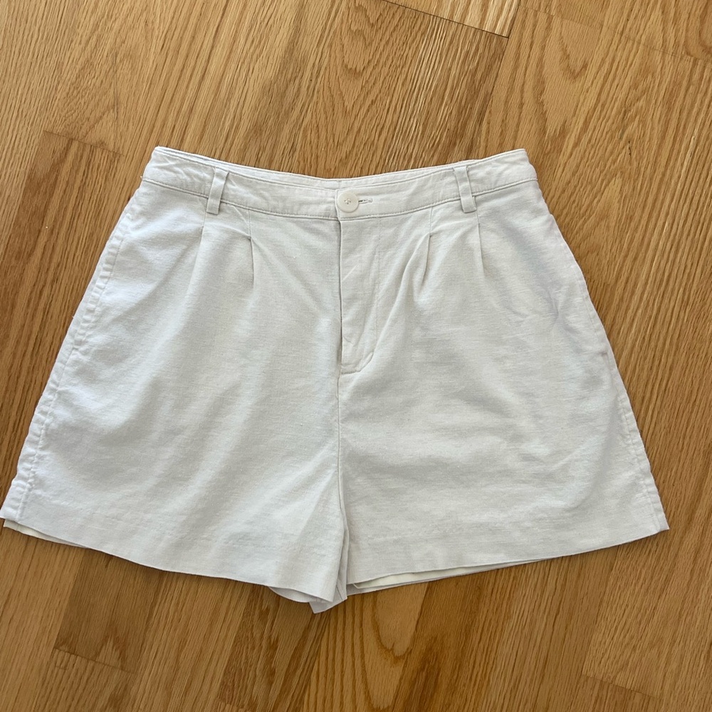 Linen shorts